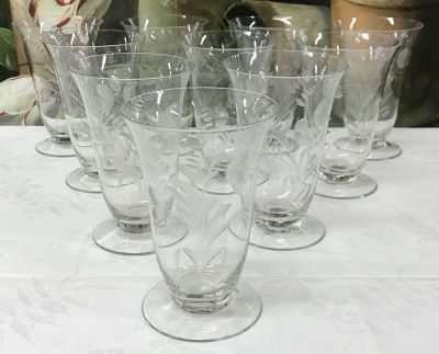 Etched Crystal Footed Tumbler
