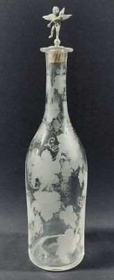 Etched Glass Grape & Vine Decanter