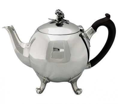 R & S Garrard William IV Sterling Silver Teapot Dated 1836