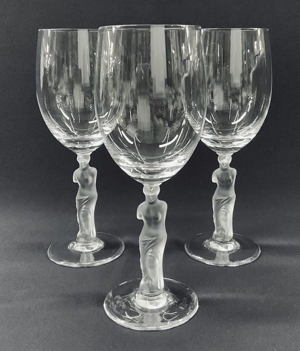 https://www.cynthiafindlay.com/images/cache/0-1/Royales_de_Champagne_Venus_di_Milo_Crystal_Goblets-3.800.jpg