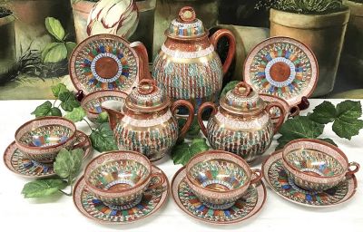 Thousand Faces Tea Set