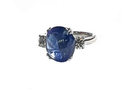 Vintage Sugarloaf Sapphire and Diamond Ring