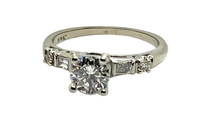Vintage Diamond Engagement Ring