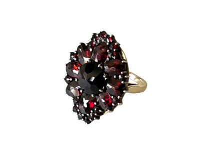 Vintage Garnet Cluster Ring