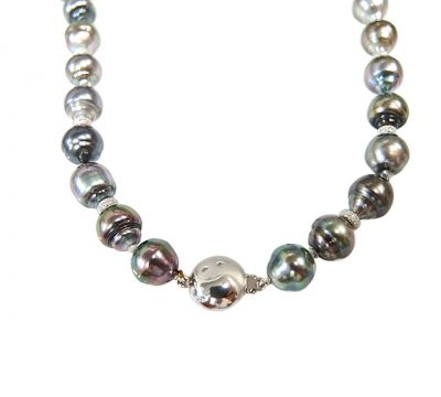 Vintage One Strand Baroque Black Tahitian Pearl Necklace