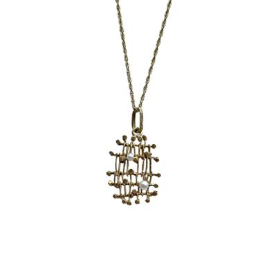 Vintage Pearl Lattice Pendant