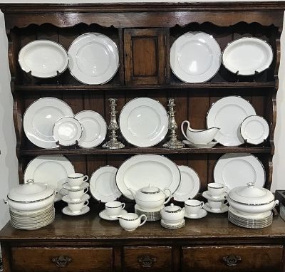 Wedgwood Carlyn Dinnerware