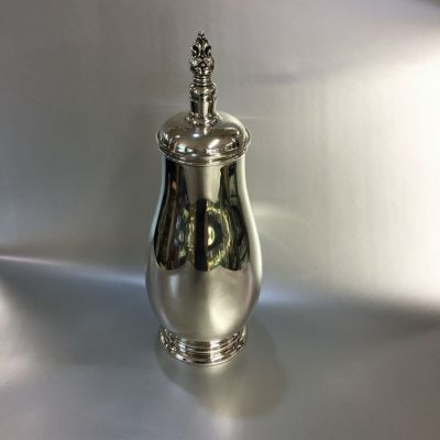 International Sterling Royal Danish Three Pint Cocktail Shaker
