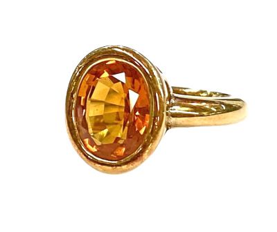 Modern Orange 6.89ct Citrine Solitaire Ring in 18kt Yellow Gold