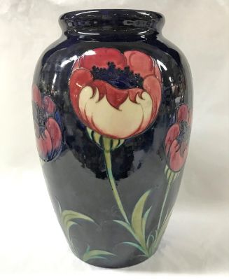 Moorcroft Poppy Pattern Vase, Introduced In 1923