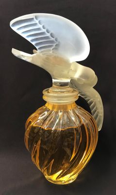Nina Ricci L’Air du Temps “Flacon aux Colombes” Perfume Bottle