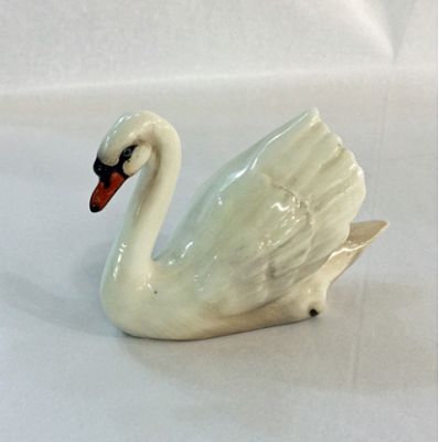 Rare Royal Doulton Swan Figurine