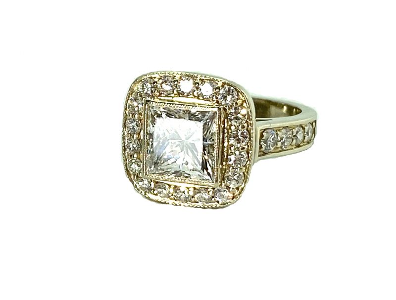 Vintage 2.55ct Princess Cut Diamond Ring