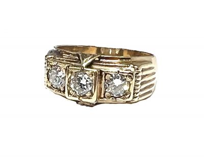 Vintage 3 Diamond Ring