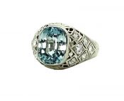 Vintage Aquamarine and Diamond Ring