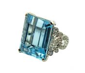 Vintage Aquamarine and Diamond Ring