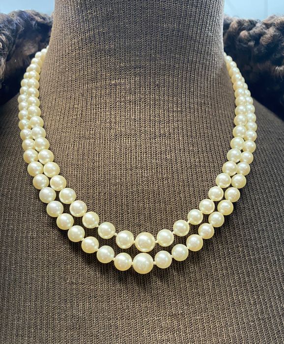 Vintage Double Strand Pearl Bracelet