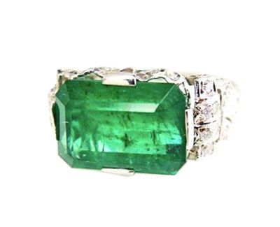 Vintage Emerald and Diamond Ring