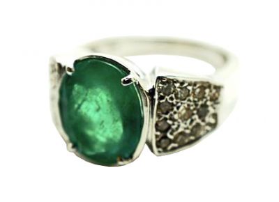 Vintage Emerald and Diamond Ring