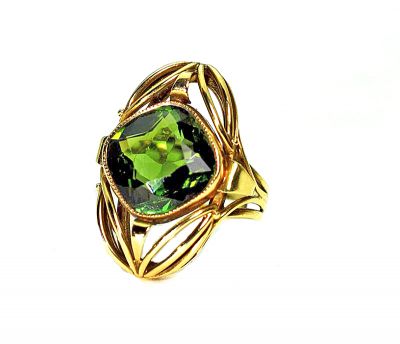 Vintage 7.72ct Green Tourmaline Solitaire 14kt Ring