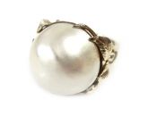 Vintage Mabe Pearl Floral Ring