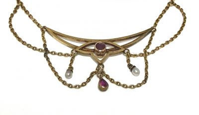 Vintage Ruby and Freshwater Pearl Necklace