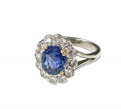 Vintage Sapphire and Diamond Ring