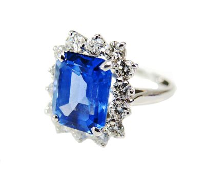 Vintage Sapphire and Diamond Ring