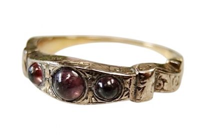 Antique .33ct Garnet 14kt Ring