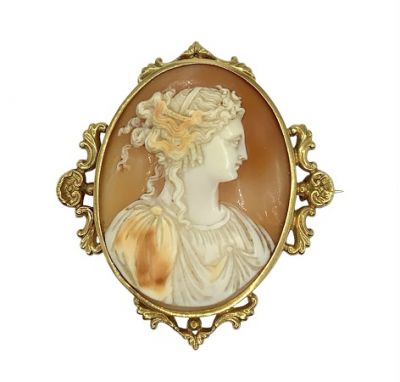 Antique Artemis 18kt Cameo