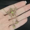 Birks Antique 1.42ct Peridot 14kt Necklace