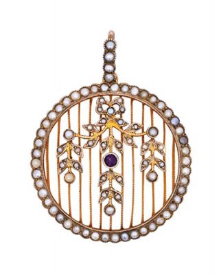 Antique Seed Pearl 9kt Pendant
