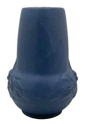 McCoy Leaves & Berries Vase in Matte Blue