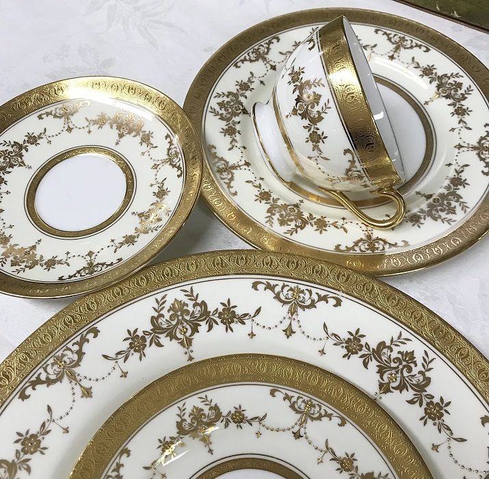 MINTON ミントン キュウカンバートレイ Archive Inspired Minton Riverton Dinner Service for 12, Pattern # K227 | Cynthia