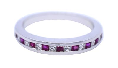 Modern .26ct Ruby 18kt Band