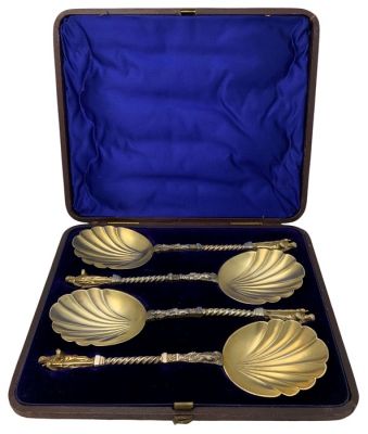 Victorian Martin Hall Boxed Apostle / Berry Spoons, circa 1890