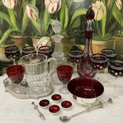 Victorian & Vintage Red Barware