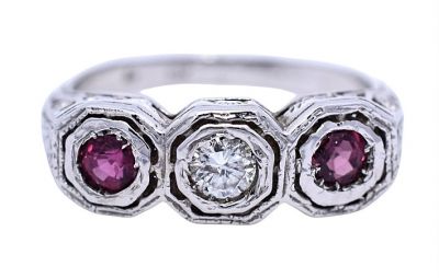 Vintage .30ct Ruby and Diamond 14kt Ring