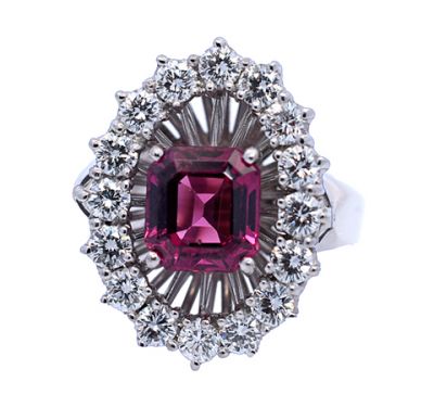 Vintage 2.99ct Garnet 18kt Ring