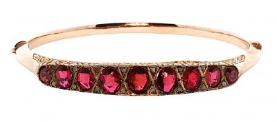 Vintage Paste 9kt Bracelet