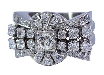 Retro 2.28ct Diamond Bow Motif Ring in Platinum