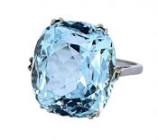 Vintage 17.65ct Aquamarine Ring in 9kt White Gold