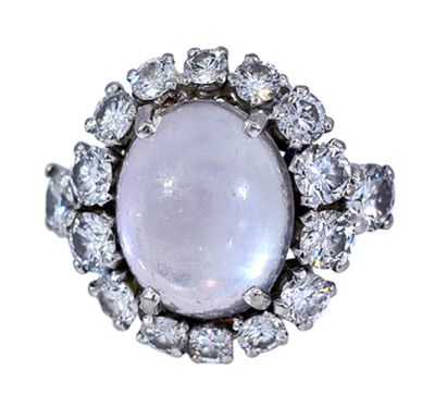 Vintage 3.08ct Moonstone and Diamond Ring in Platinum