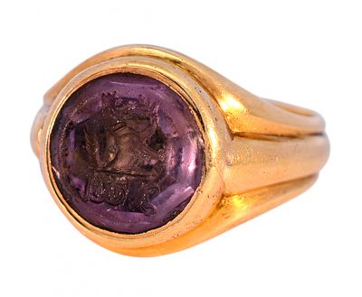 Vintage Amethyst Intaglio Ring in 18kt Yellow Gold