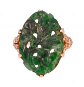 Vintage Carved Jade Ring in 10kt Yellow Gold
