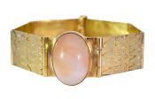 Vintage Moonstone Bracelet in 18kt Yellow Gold