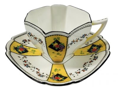 Art Deco Shelley Teacup & Saucer
