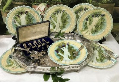 Salins-Les-Bains Majolica Asparagus Plates 