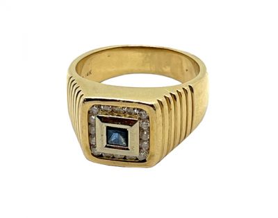Vintage Sapphire and Diamond Ring