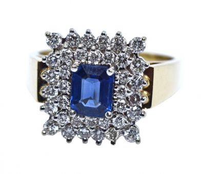 Vintage Sapphire and Diamond Ring